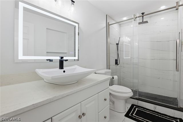 6005 Star Grass LN, Naples, FL 34116