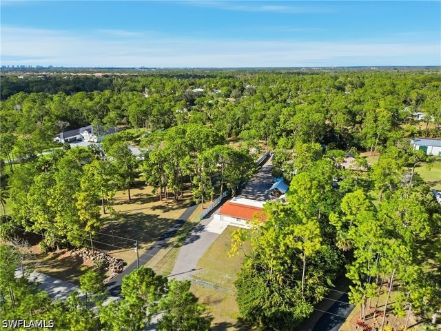 6005 Star Grass LN, Naples, FL 34116