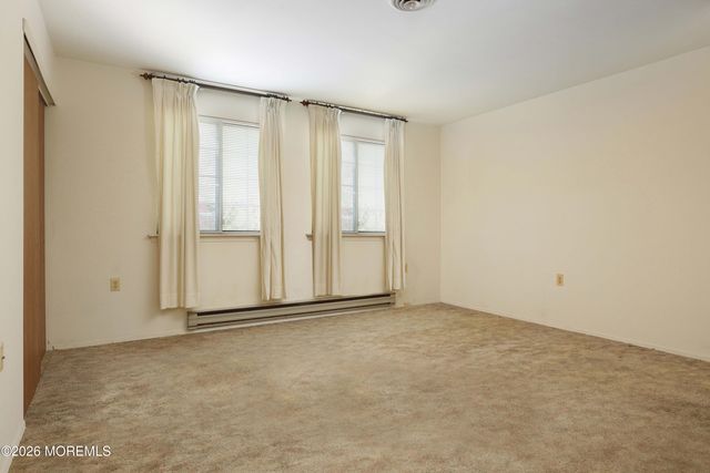 23 Easton Drive 61, Whiting, NJ 08759