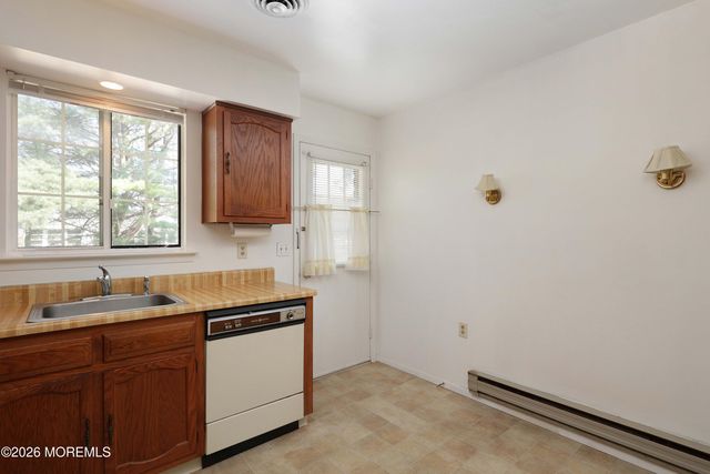 23 Easton Drive 61, Whiting, NJ 08759