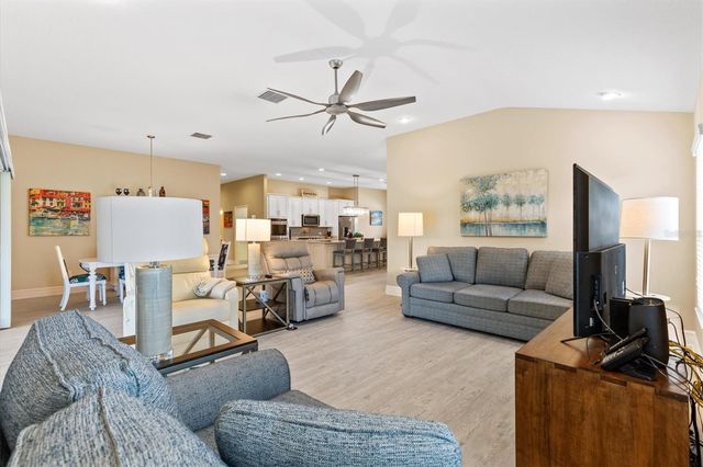 2098 FOUST PLACE, The Villages, FL 32163