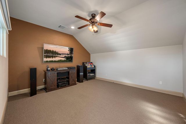 204 Overlook CT, Georgetown, TX 78628