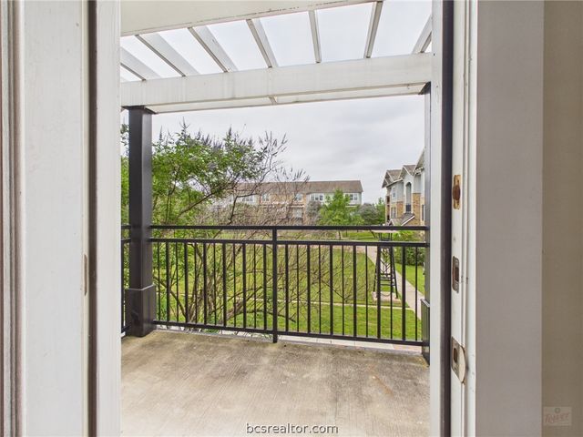 1725 Harvey Mitchell Parkway S 1629, College Station, TX 77840