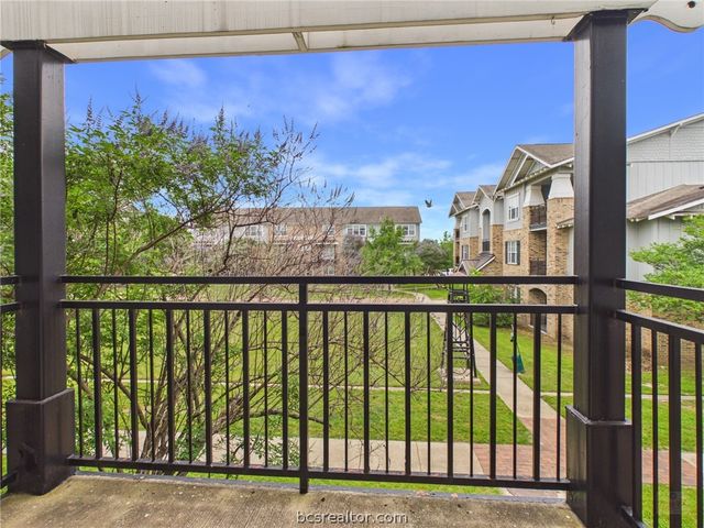 1725 Harvey Mitchell Parkway S 1629, College Station, TX 77840