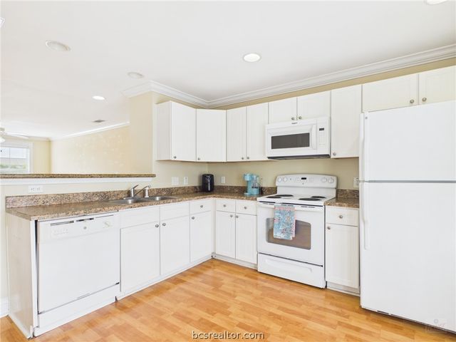 1725 Harvey Mitchell Parkway S 1629, College Station, TX 77840