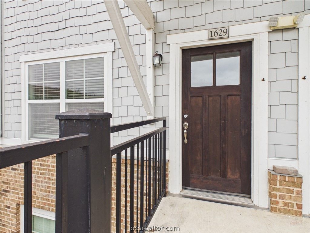 1725 Harvey Mitchell Parkway S 1629, College Station, TX 77840