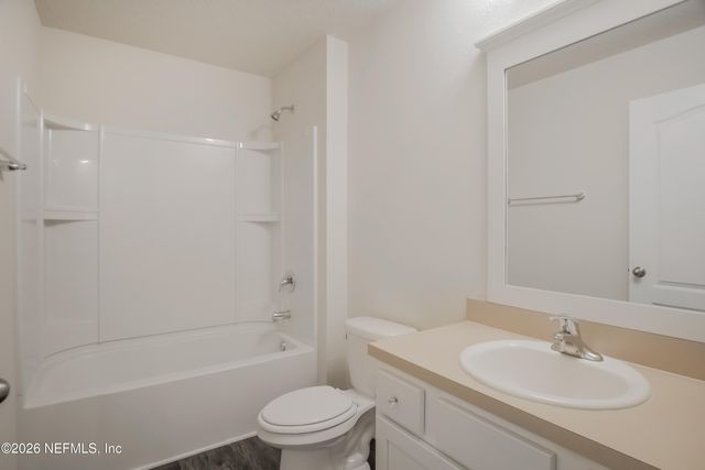 2237 PEBBLE POINT Drive, Green Cove Springs, FL 32043