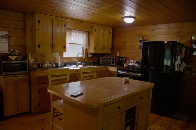 253 Back Ashuelot Road, Winchester, NH 03470