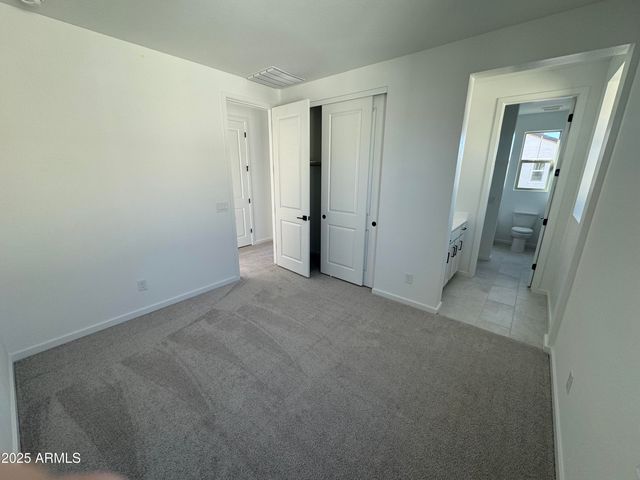 2454 W MAXIMO Way, Phoenix, AZ 85085