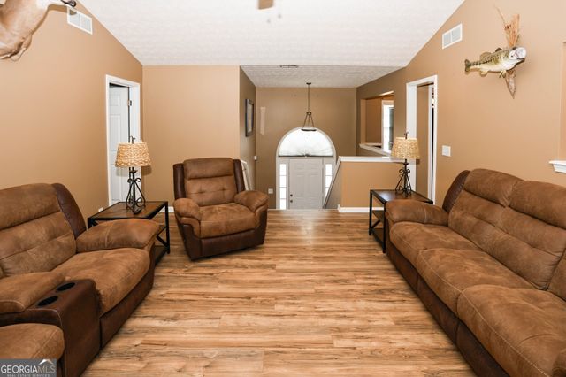 505 Emerald Point, Monroe, GA 30655