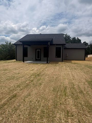 330 Minkum Rd, Gaffney, SC 29340
