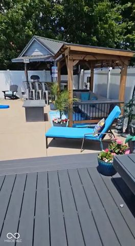 6104 Brandermill Ridge, Columbus, IN 47203