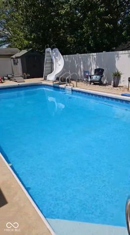 6104 Brandermill Ridge, Columbus, IN 47203