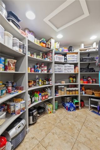 105 E Woodside Lane, Rogers, AR 72756