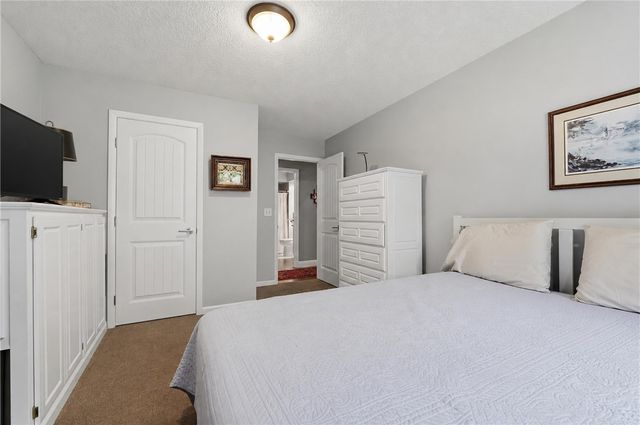 105 E Woodside Lane, Rogers, AR 72756