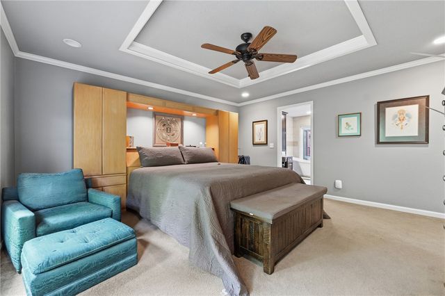 105 E Woodside Lane, Rogers, AR 72756