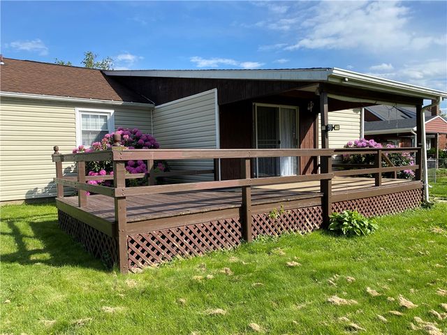 238 Donnell Rd., Lower Burrell, PA 15068
