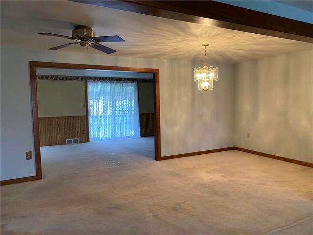 238 Donnell Rd., Lower Burrell, PA 15068