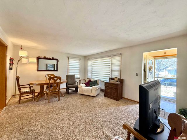 3727 N Street, Lincoln, NE 68510