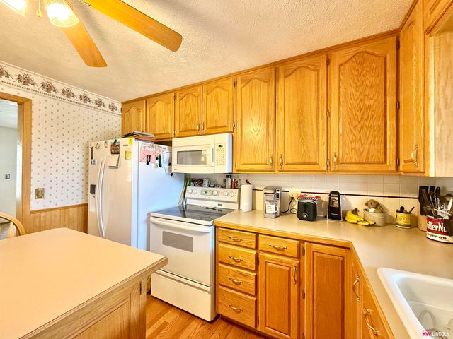 3727 N Street, Lincoln, NE 68510