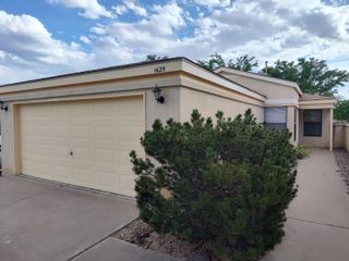 1625 HOLLYBERRY Drive NE, Rio Rancho, NM 87144