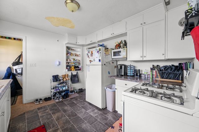 520 9TH Avenue W, Milan, IL 61264
