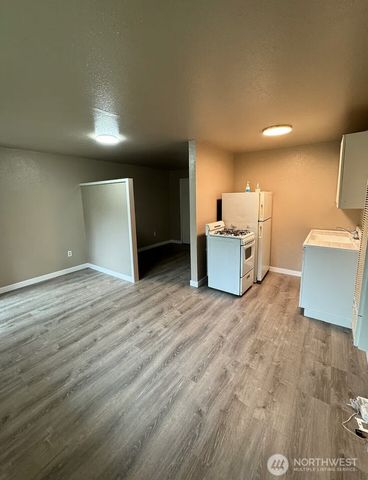 15107 Boat Street SW, Lakewood, WA 98489