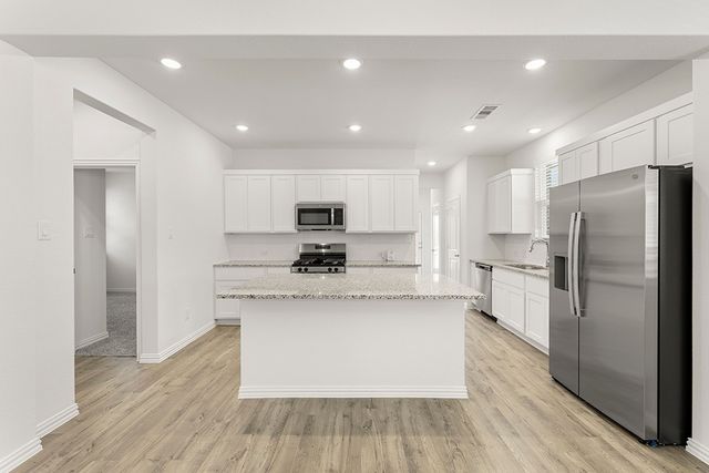 1109 Harvest Heights Drive, Lavon, TX 75166
