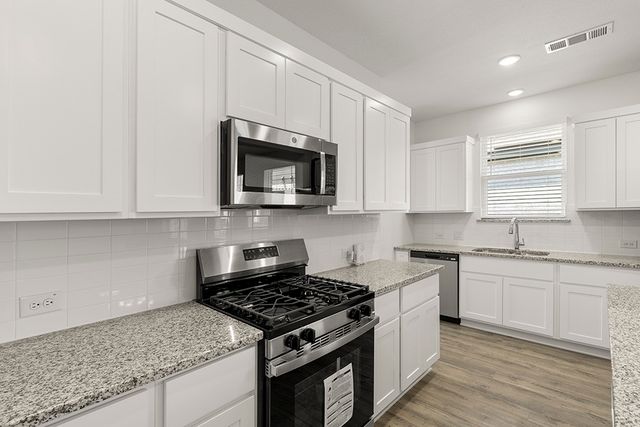 1109 Harvest Heights Drive, Lavon, TX 75166