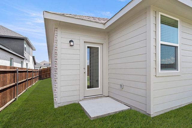 1109 Harvest Heights Drive, Lavon, TX 75166