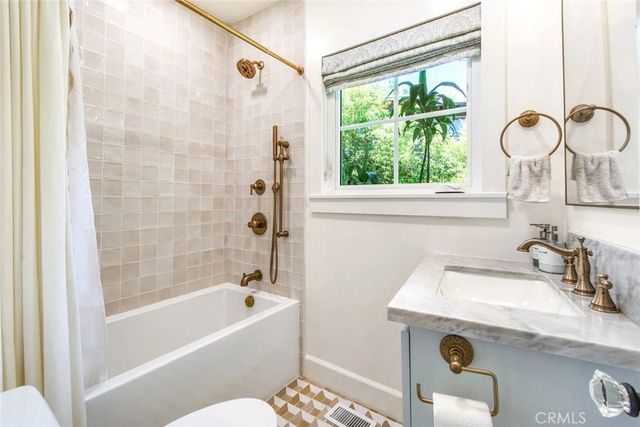 1445 Bluebird Canyon, Laguna Beach, CA 92651