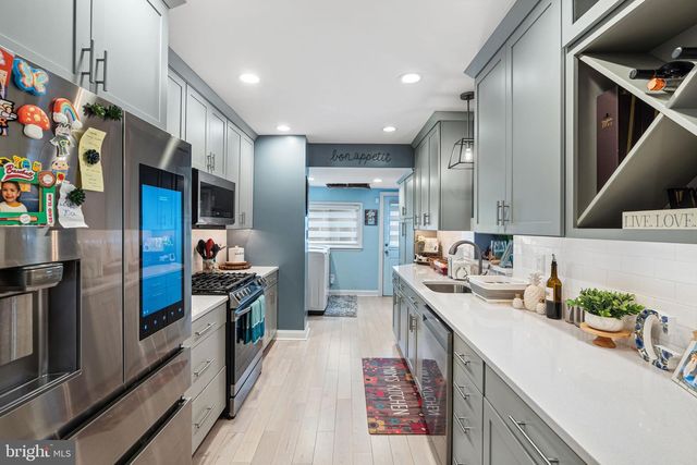 2541 S GALLOWAY ST, Philadelphia, PA 19148