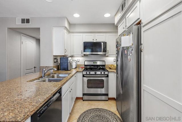 3182 Cabrillo Bay Lane, San Diego, CA 92110