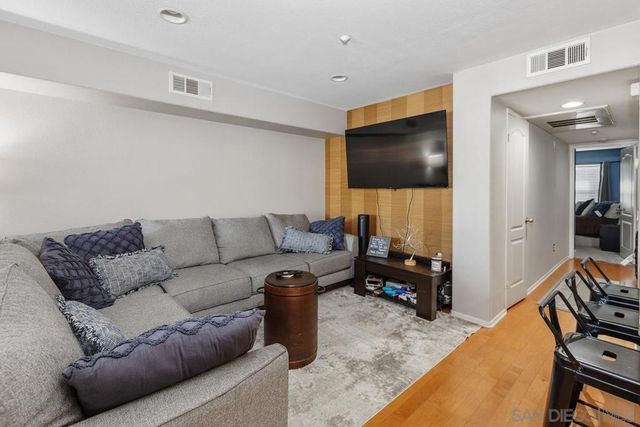 3182 Cabrillo Bay Lane, San Diego, CA 92110