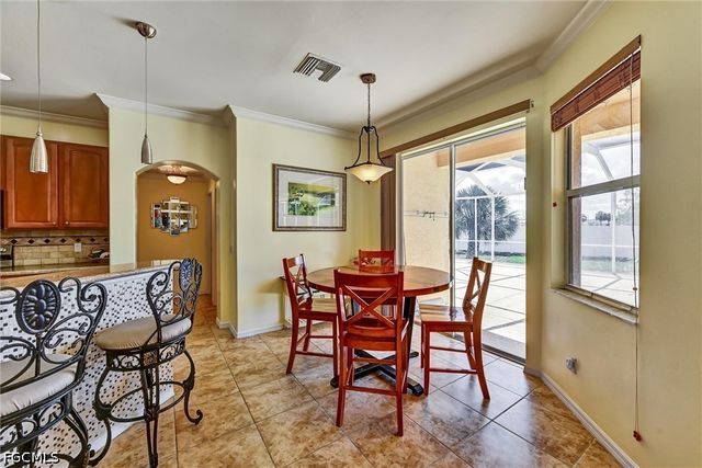 311 SW 32nd PL, Cape Coral, FL 33991