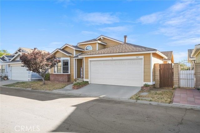 13691 Gavina Avenue 585, Sylmar (los Angeles), CA 91342