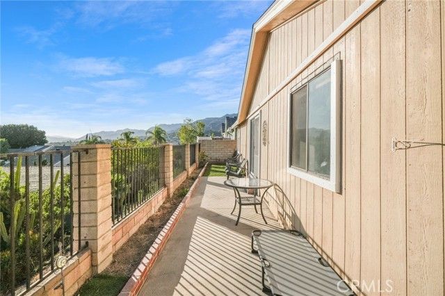 13691 Gavina Avenue 585, Sylmar (los Angeles), CA 91342