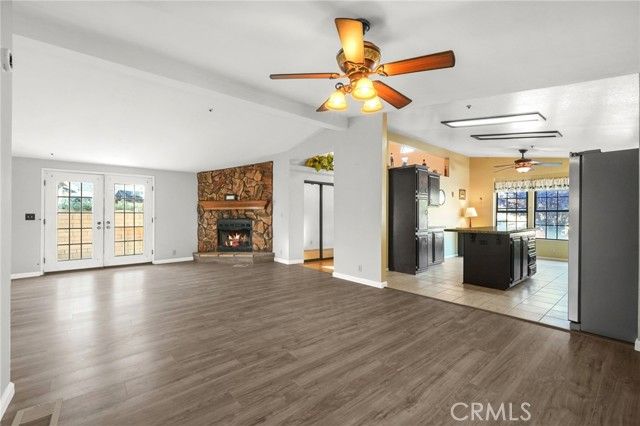 13691 Gavina Avenue 585, Sylmar (los Angeles), CA 91342