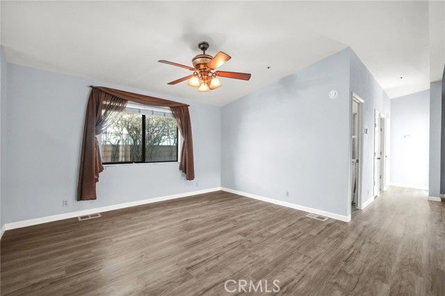 13691 Gavina Avenue 585, Sylmar (los Angeles), CA 91342