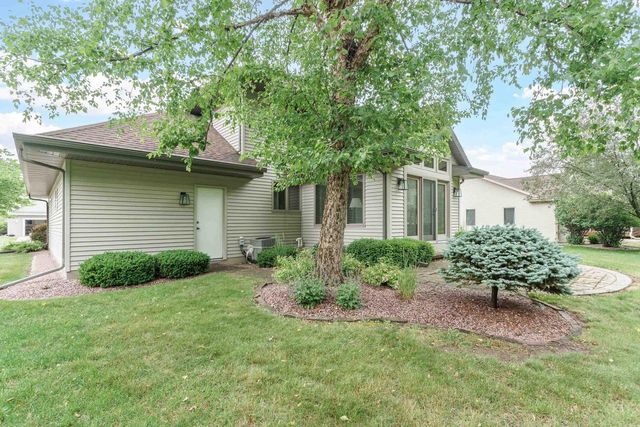 3742 Bluewing Place, Janesville, WI 53546