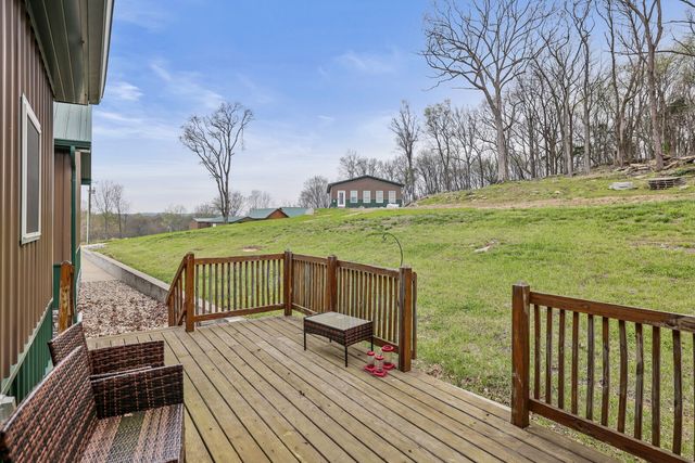 2095 Linwood Rd, Watertown, TN 37184