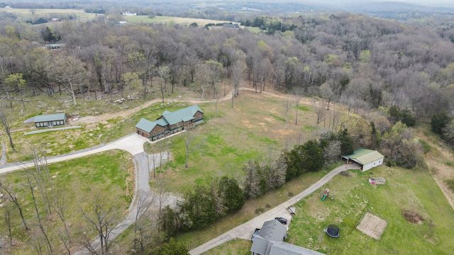 2095 Linwood Rd, Watertown, TN 37184
