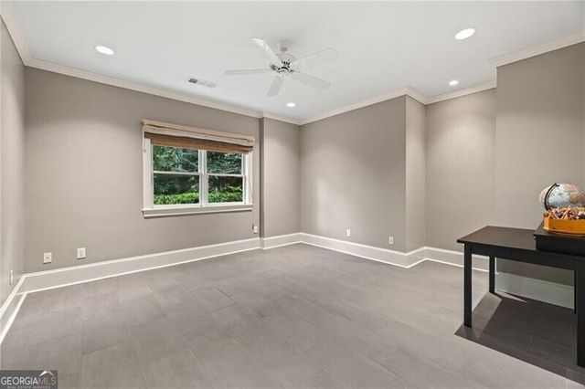 220 Powers Cove NW, Atlanta, GA 30327