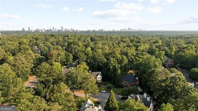 220 Powers Cove NW, Atlanta, GA 30327
