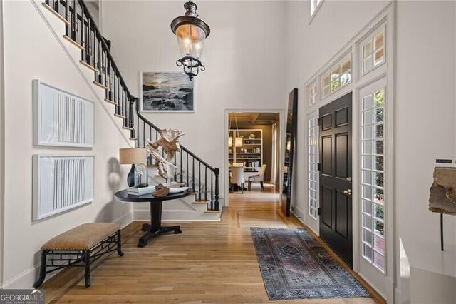 220 Powers Cove NW, Atlanta, GA 30327