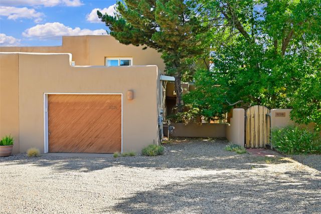 3226 La Avenida De San Marcos, Santa Fe, NM 87507