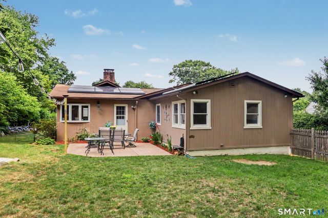 33 Pamlynn Road, Stamford, CT 06905