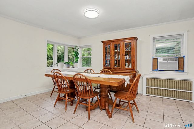 33 Pamlynn Road, Stamford, CT 06905