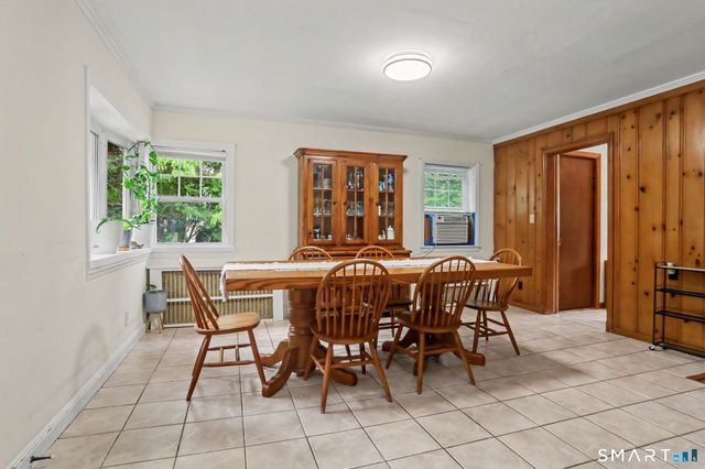 33 Pamlynn Road, Stamford, CT 06905