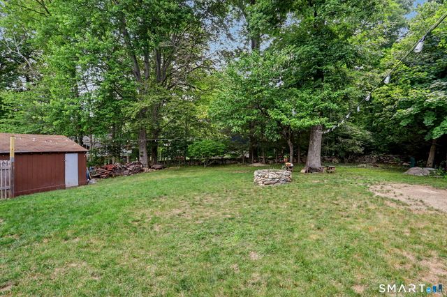 33 Pamlynn Road, Stamford, CT 06905